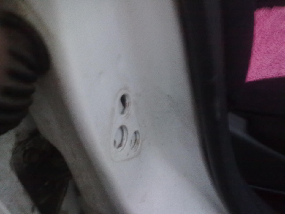 Доработка замков дверей. — Lada Гранта (1G), 1,6 л, 2011 года ...