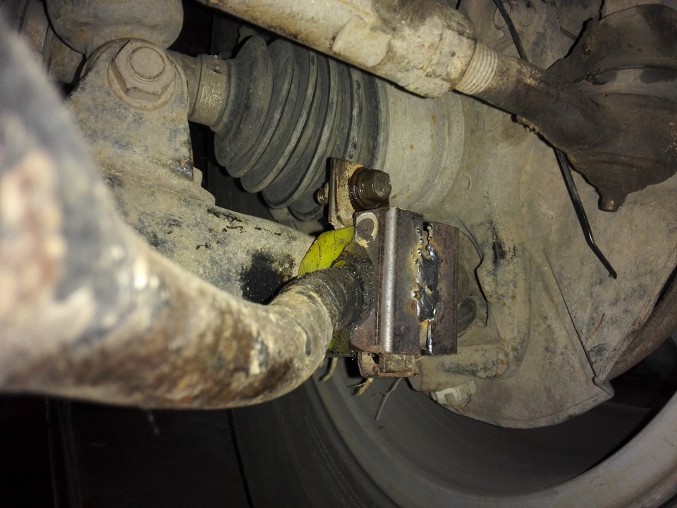 сломался передний. сломался передний. сломался передний. форд фьюжен замена заднего кулака. пружина амортизатора.