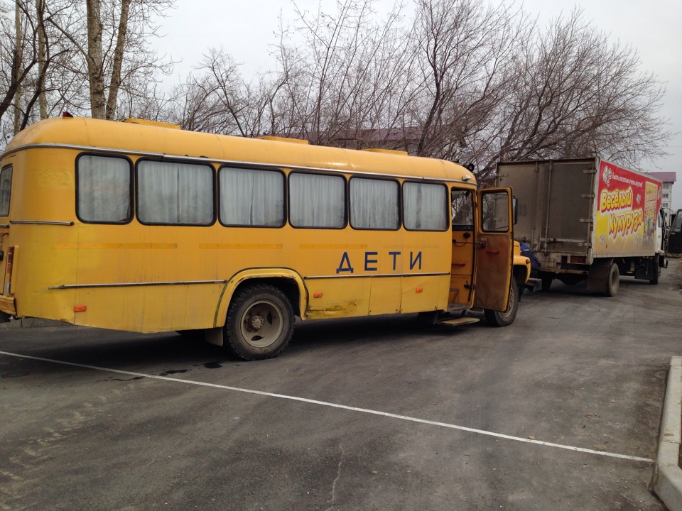 Буксировка пациента на стационар — КаВЗ 397653 школьный, 4,3 л, 2006 ...