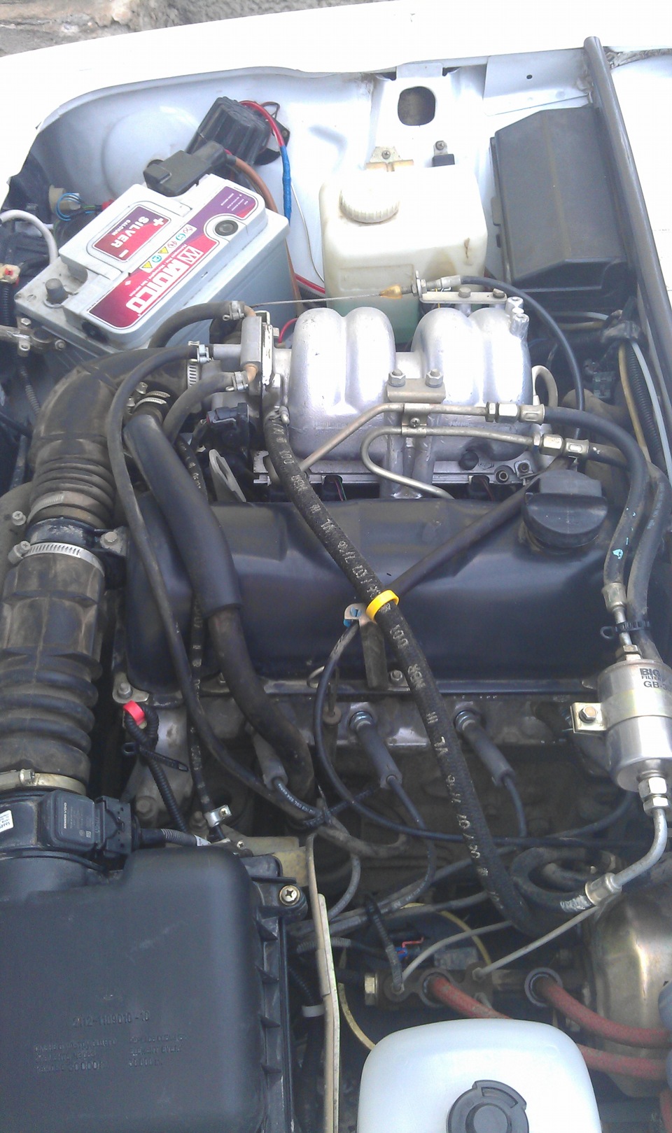 Чистое подкапотное — Lada 2107, 1,5 л., 2007 года | мойка | DRIVE2