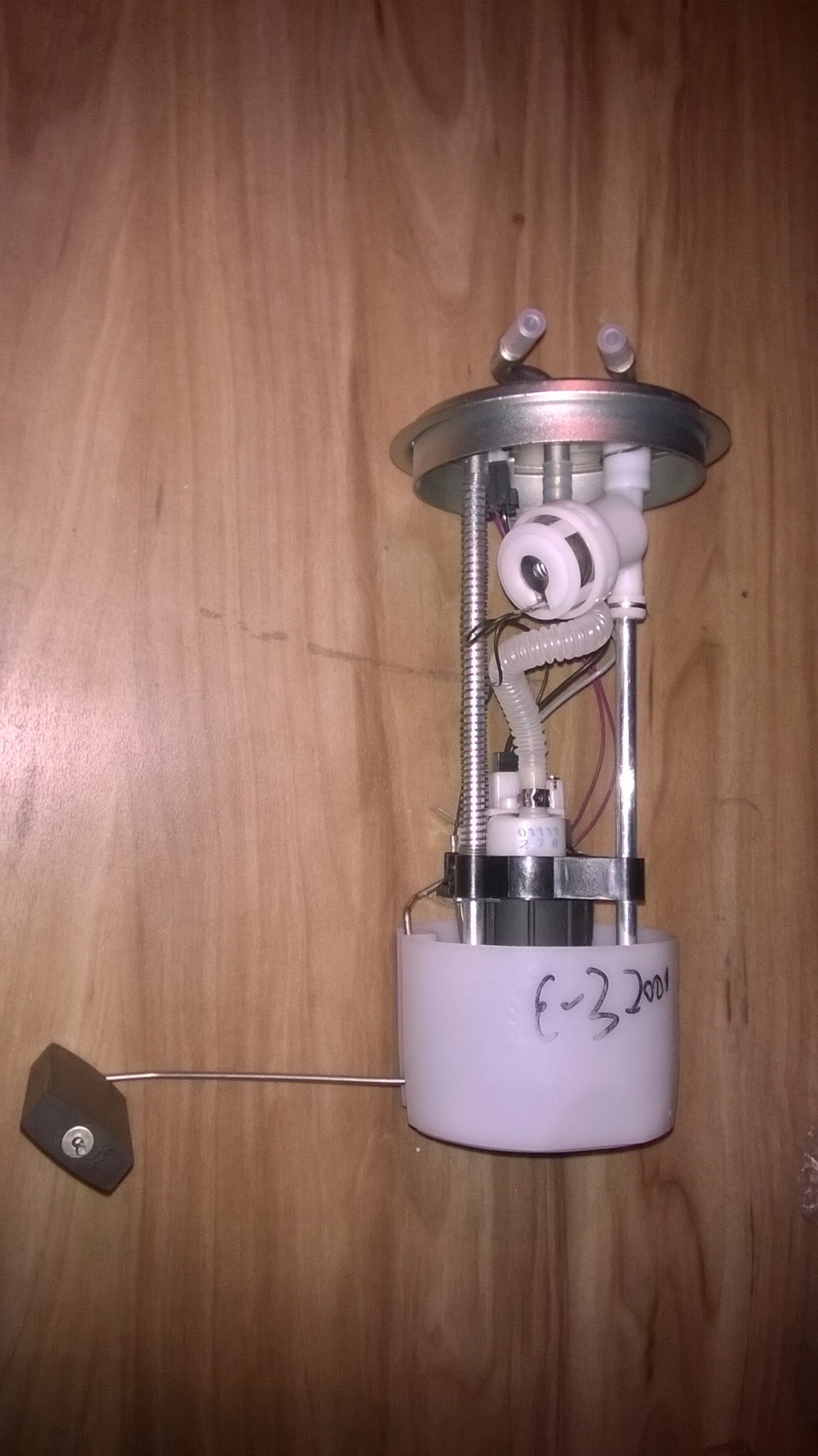 Замена топливного насоса — ГАЗ Газель, 2,4 л, 2008 года | своими руками ...