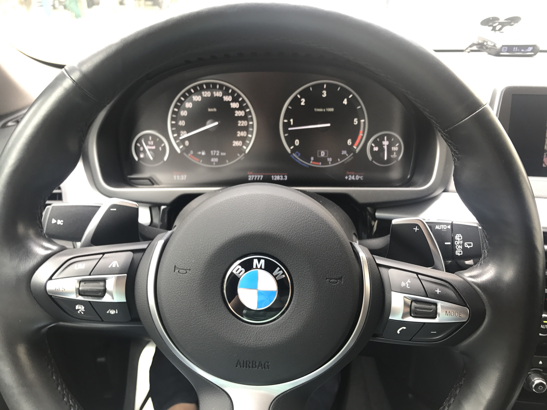 Bmw f15 руль. Bmw f15 x5 individual руль. Bmw x5 f15 руль. Руль бмв х5. Руль бмв x5 f15.