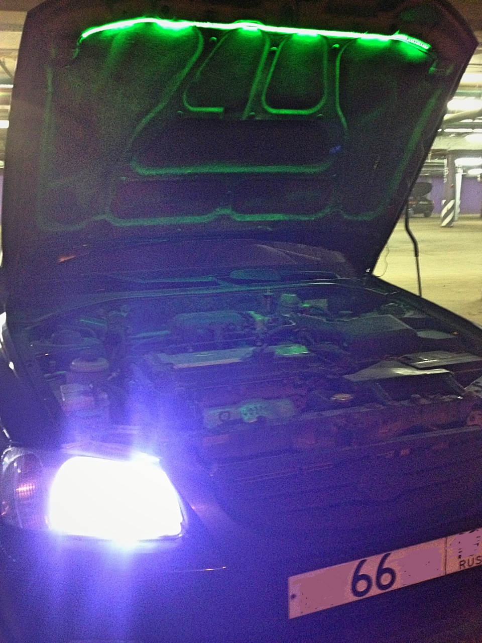 Подсветка под капотом. — Hyundai Accent (2G), 1,6 л, 2010 года | тюнинг ...