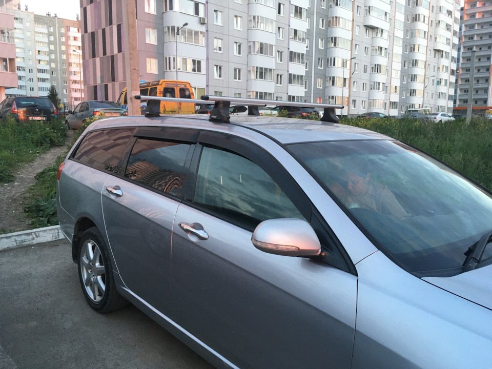 Ни у кого не видел монтаж таких рейлингов — Honda Accord Wagon (7G), 2 ...