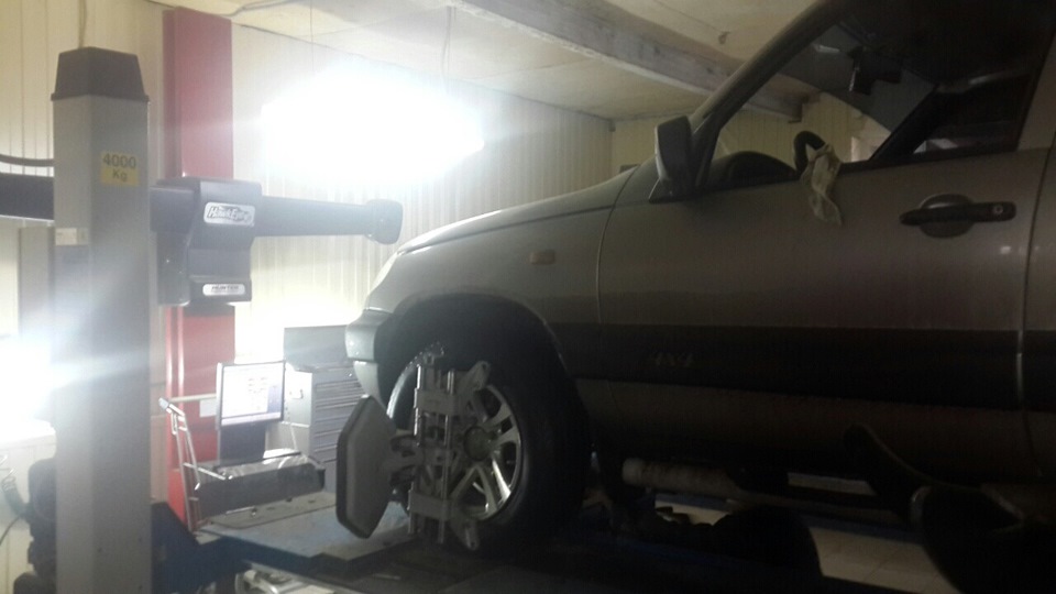 Развал схождение — Chevrolet Niva (1G), 1,7 л, 2009 года | визит на ...
