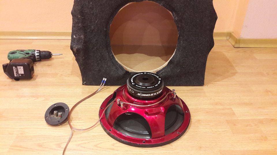 сабвуфер прайд на ваз 2114. стелс сабвуфер bmw e60. машина с автозвуком. сабвуфер для дома. 2114 2 15 саба pride.