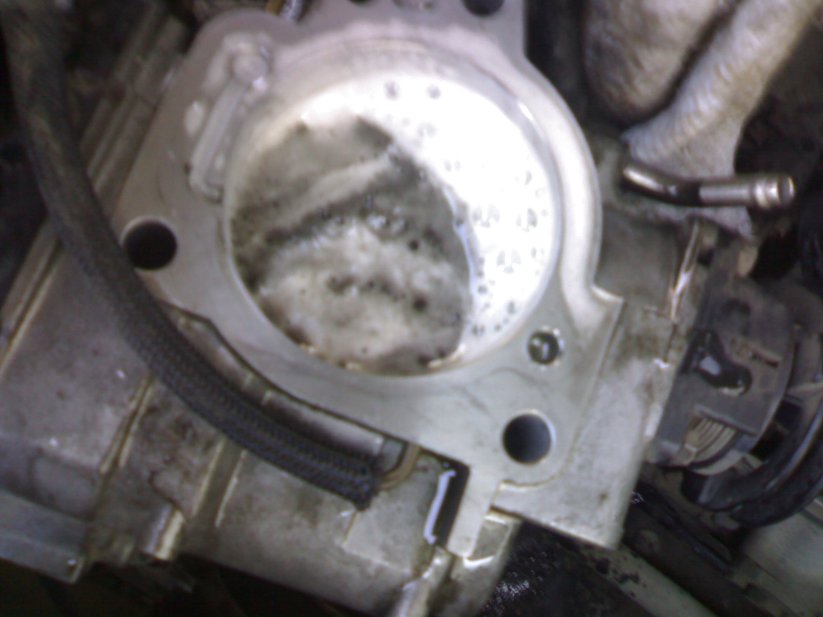 We clean the throttle - Toyota Altezza 20 L 1999