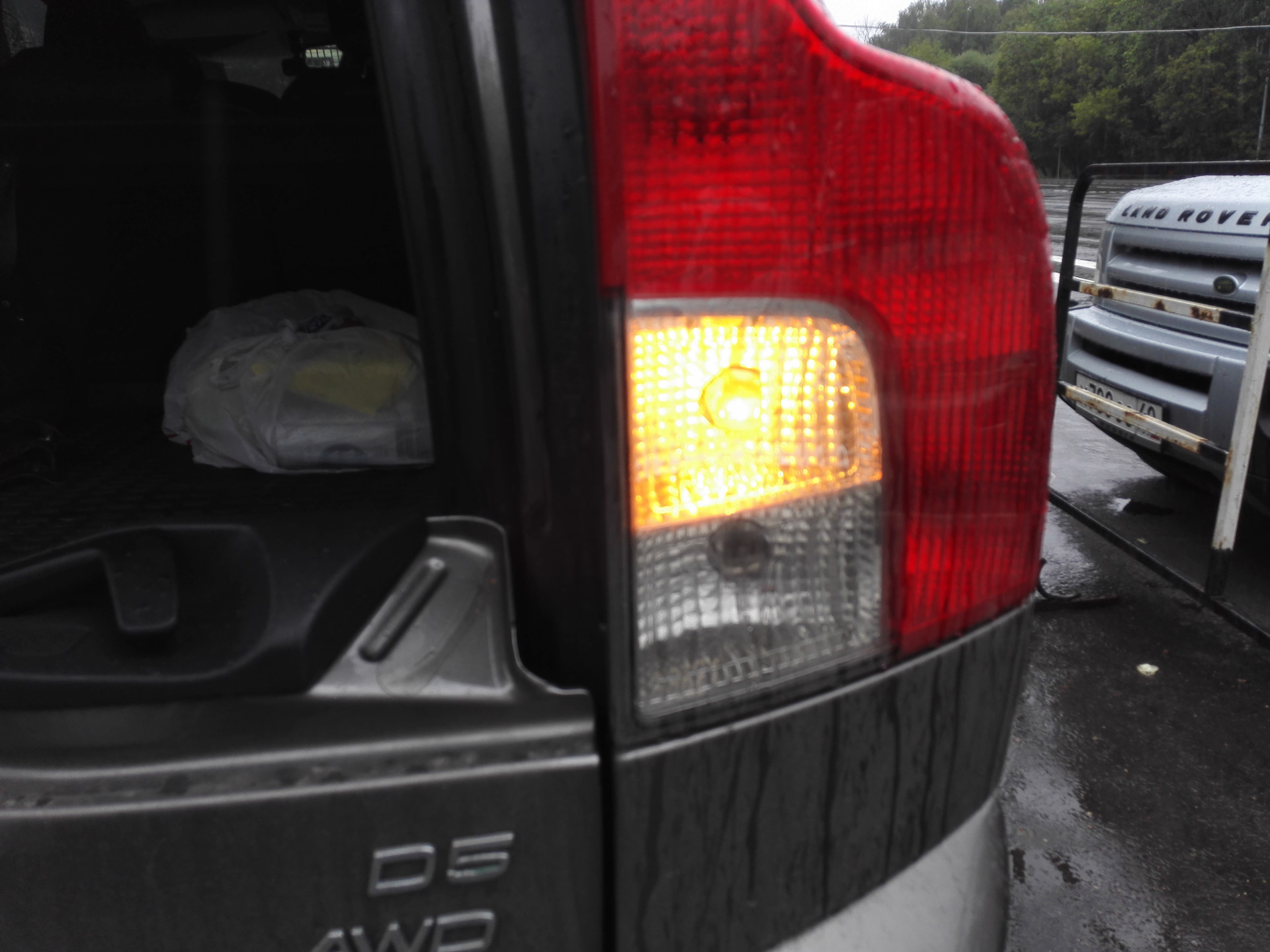 Зеркальные лампочки поворотника — Volvo XC90 (1G), 2,4 л, 2008 года ...