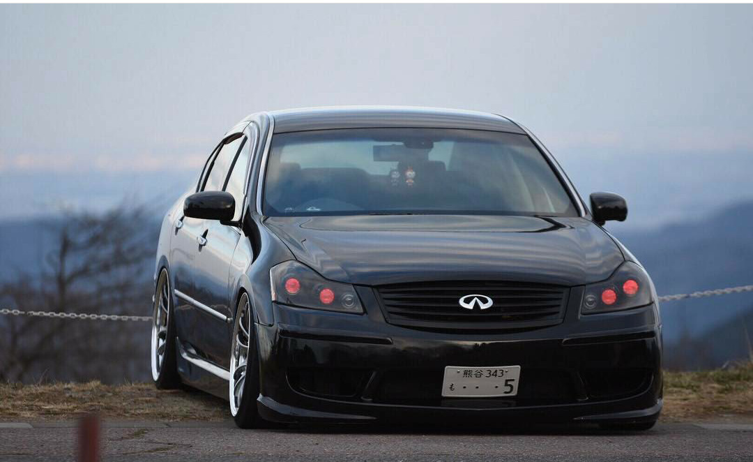 Nissan Fuga y51 на stance