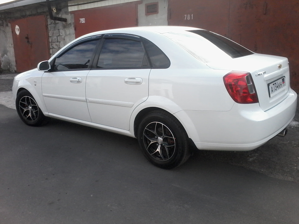 Chevrolet Lacetti White