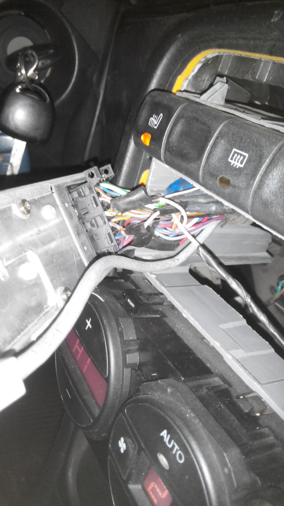 После ревизии электрики не заводится — Opel Vectra B, 2 л, 1997 года ...