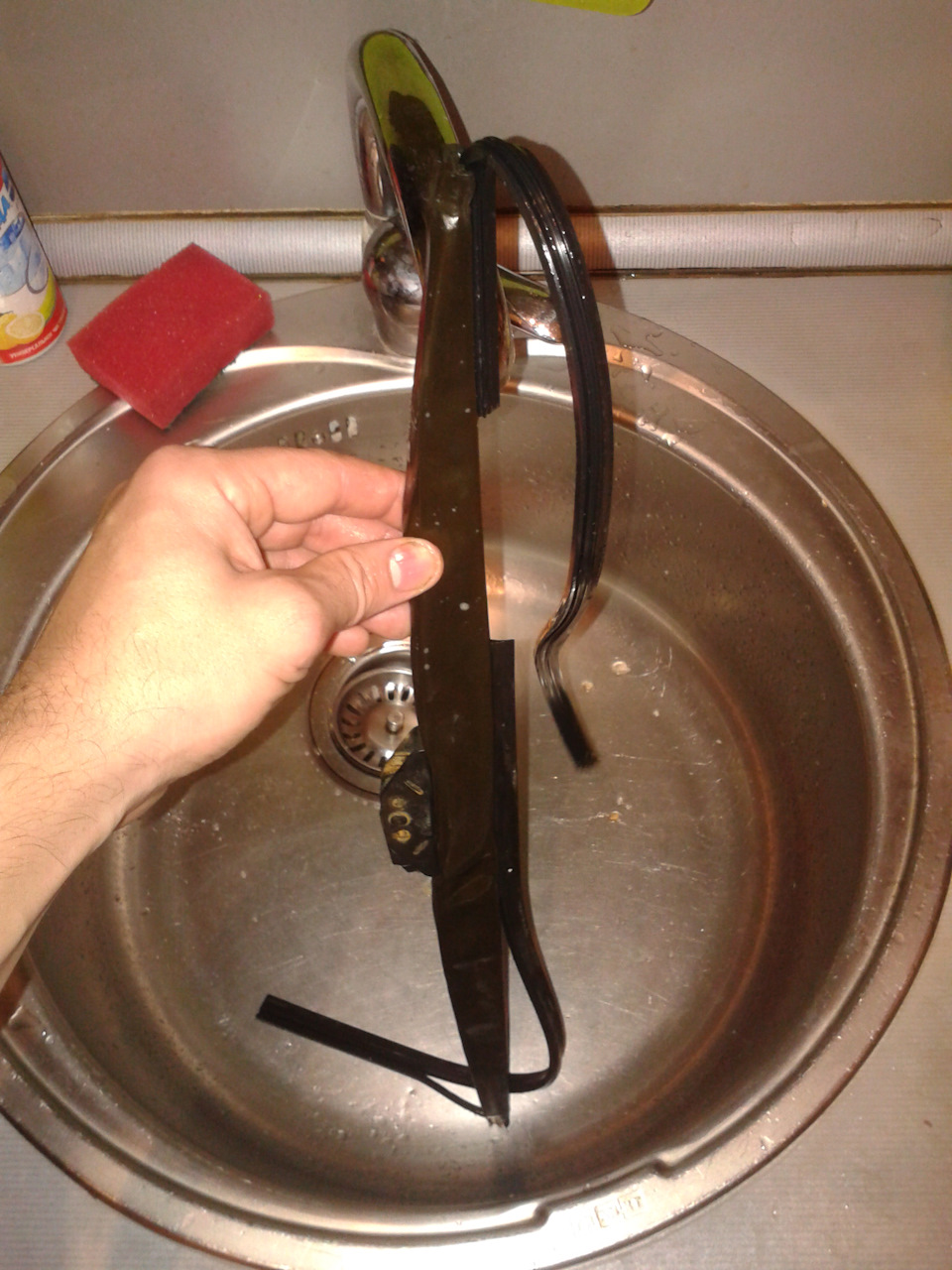 Как заменить резинку на зимнем дворнике — ГАЗ Газель, 2,4 л, 2007 года ...