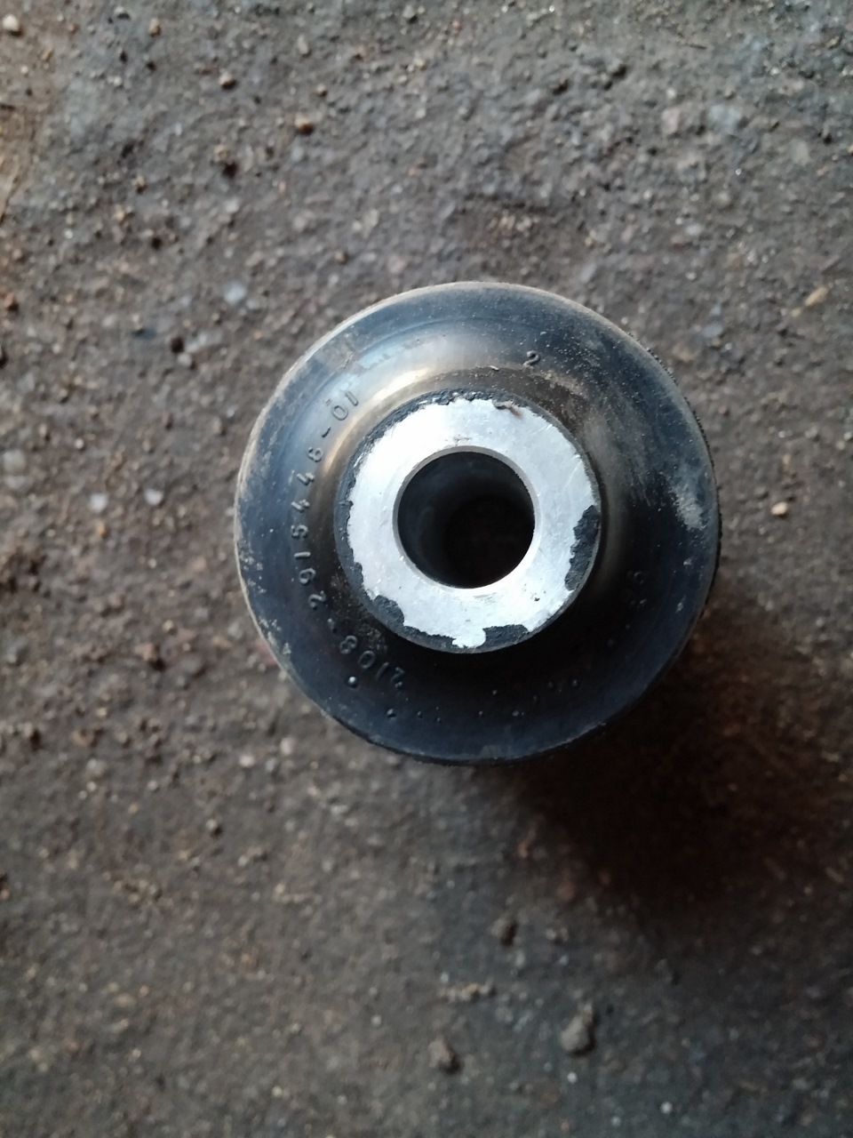 Замена передних сайлентблоков продольных рычагов(Резинки от ВАЗа ...