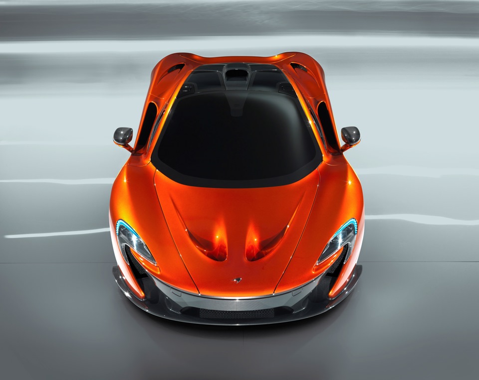 MCLAREN p1 сзади