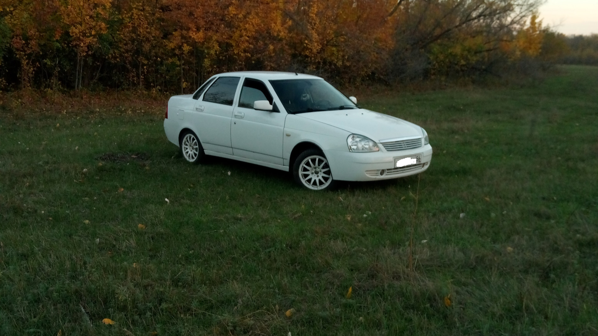 Lada Приора седан 1.6 бензиновый 2010 | на DRIVE2