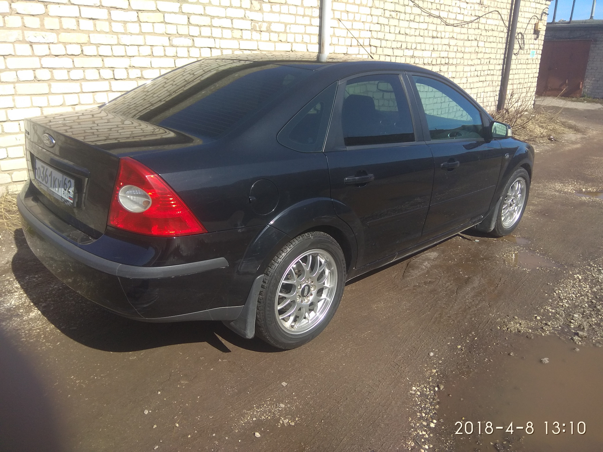 Купил резину и переобулся — Ford Focus Sedan II, 1,8 л, 2007 года ...