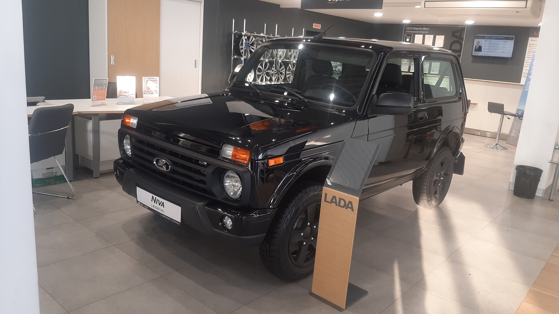 Lada 4x4 3D 1.7 бензиновый 2023 | black power на DRIVE2