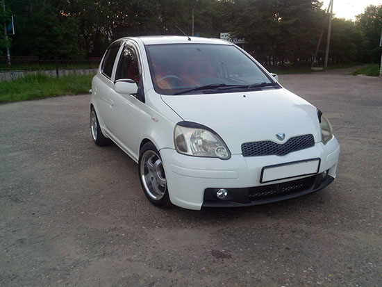 Toyota Vitz RS 2002