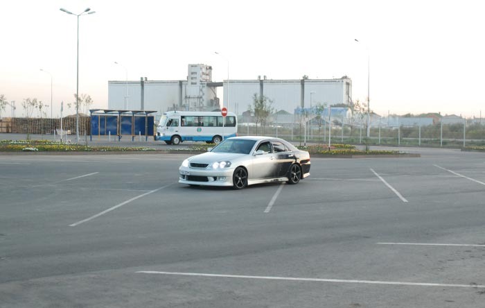    Toyota Mark II 25 2001