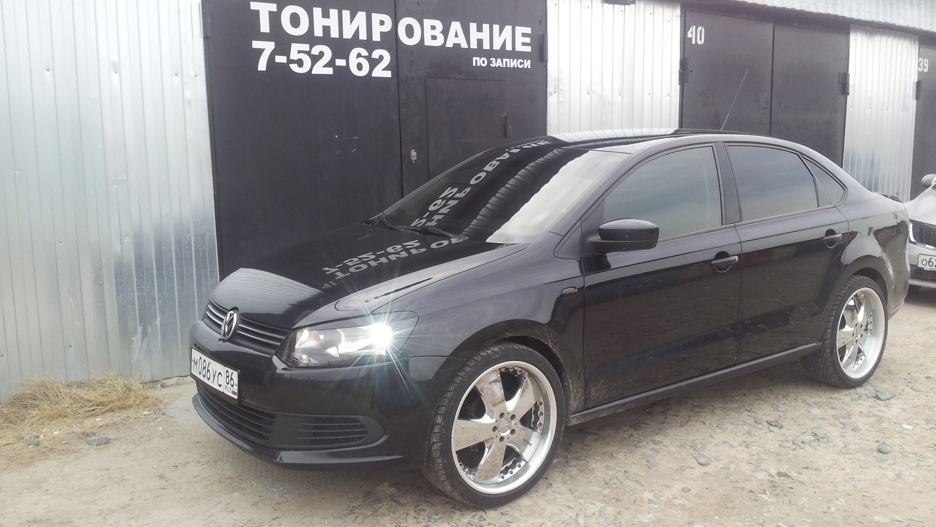 Volkswagen Polo Sedan 1.6 бензиновый 2011 | Черный Зверёк на DRIVE2