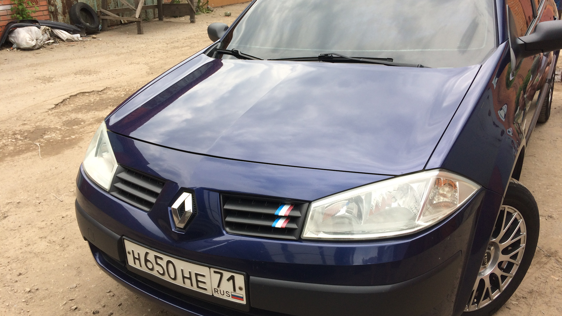 Renault Megane II 1.6 бензиновый 2004 | Бункер на DRIVE2