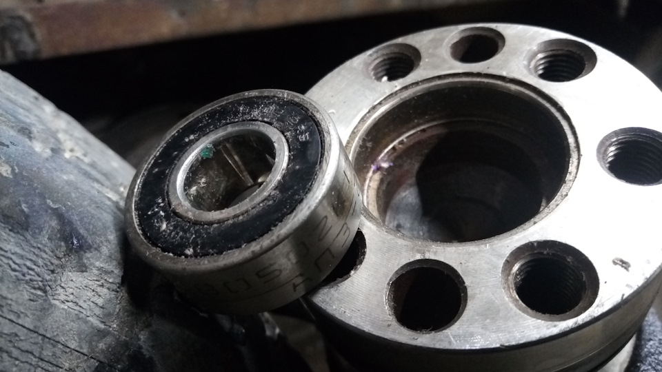 как легко вытащить подшипник коленвала ваз — Lada 21043, 1,5 л, 1997 ...