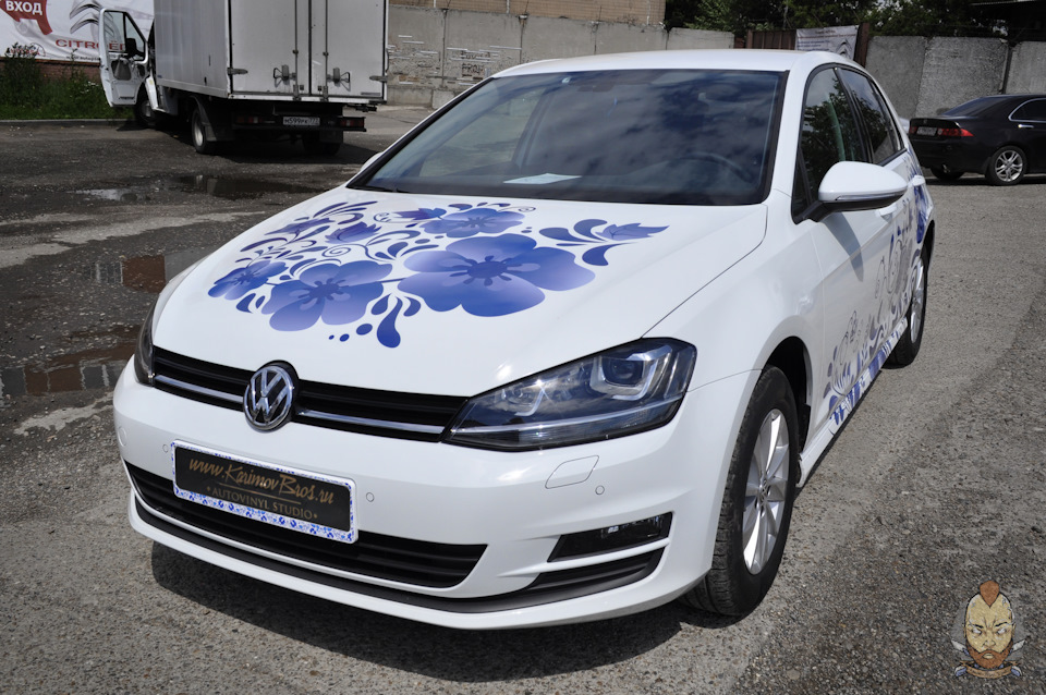 гжельская роспись машины. номер такси. гжель на авто пленка. гжель машина. такси русавто гжель.