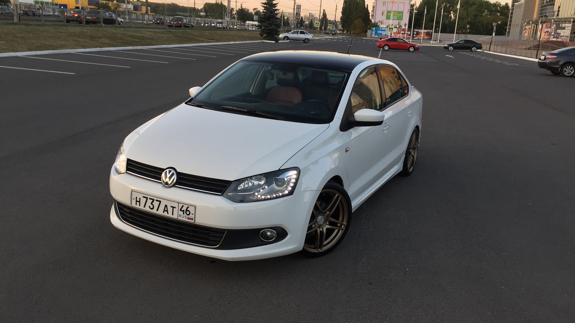 Polo drive2. Volkswagen Polo sedan 1.6. Фольксваген поло седан драйв2. Volkswagen Polo sedan 2013. Поло седан Highline.