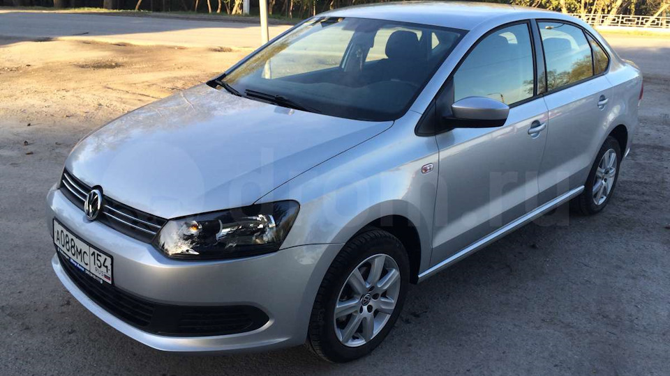 Volkswagen Polo Sedan 1.6 механика