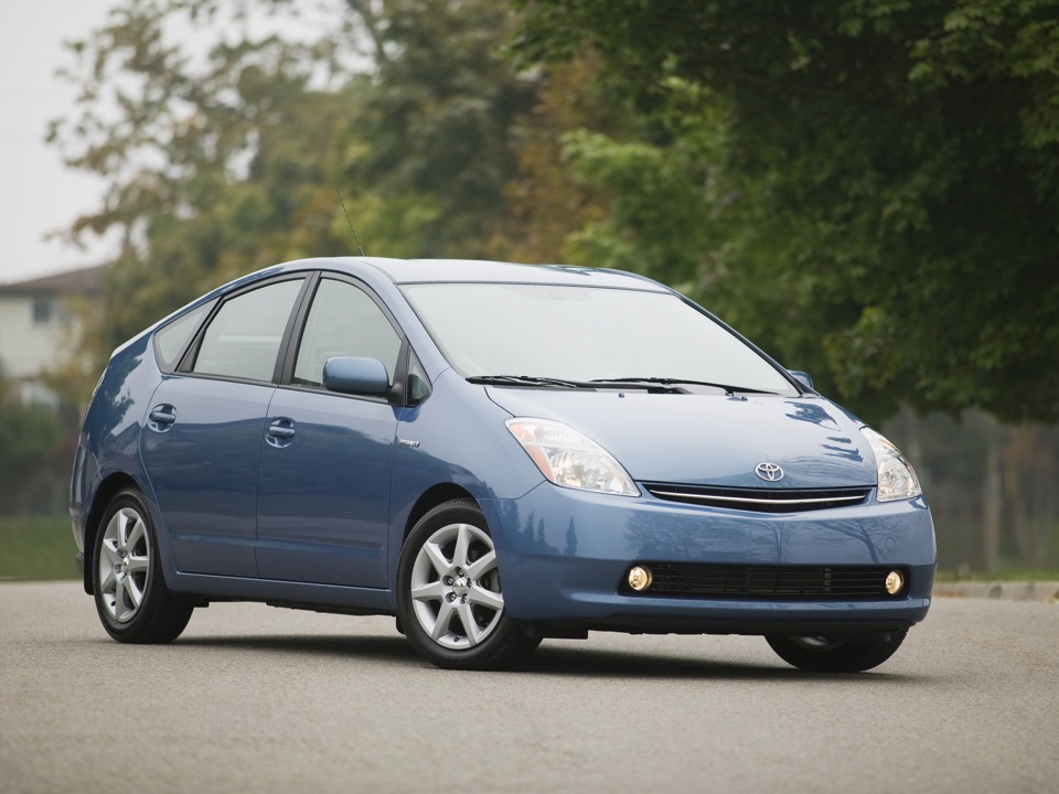 Toyota Prius 2012 White background