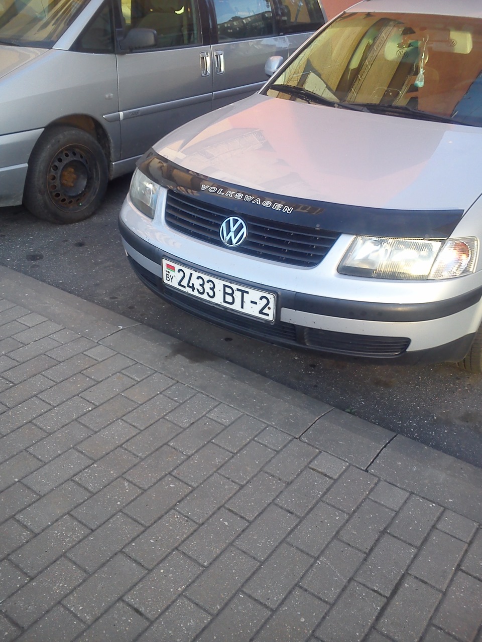 Закрасил маски и прикрепил отражатели — Volkswagen Passat B5, 1,8 л ...