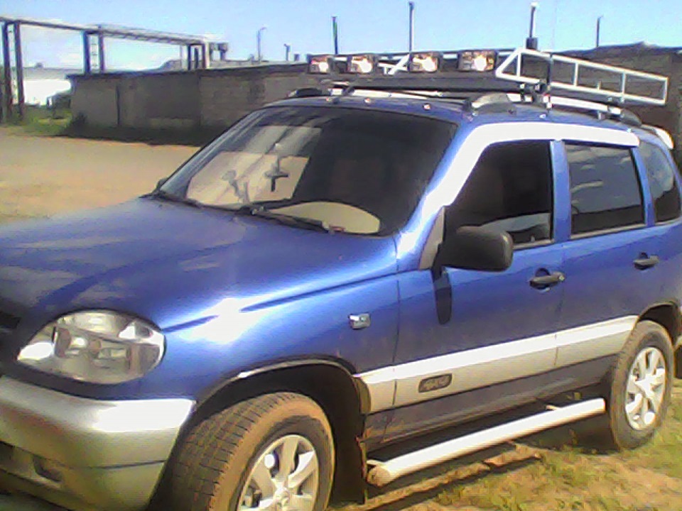 богажник на крышу — Chevrolet Niva (1G), 1,7 л, 2006 года | тюнинг | DRIVE2