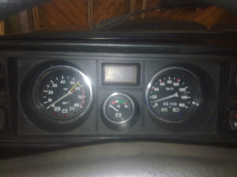 Тахометр в ВАЗ 2105 — Lada 21053, 1,5 л, 1999 года | другое | DRIVE2