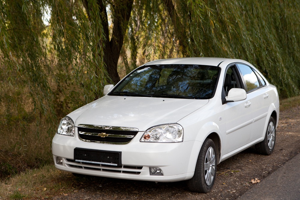 Chevrolet Lacetti Р±РµР»С‹Р№