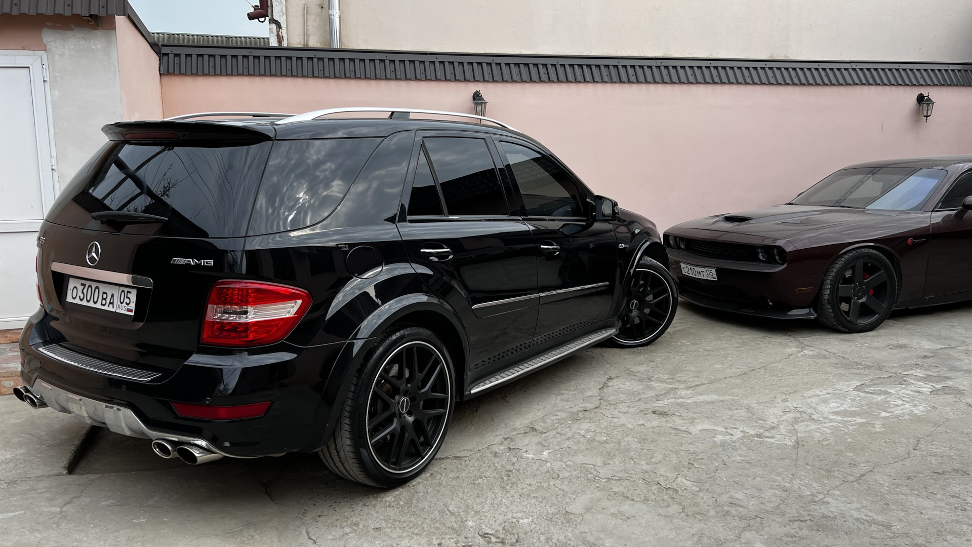 Mercedes-Benz ML 63 AMG (W164) 6.3 бензиновый 2008 | на DRIVE2