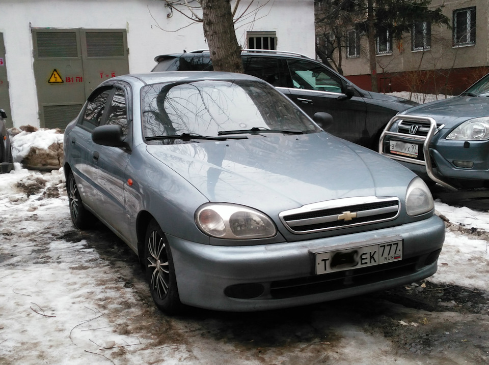 Chevrolet Light Silver fe87 7163