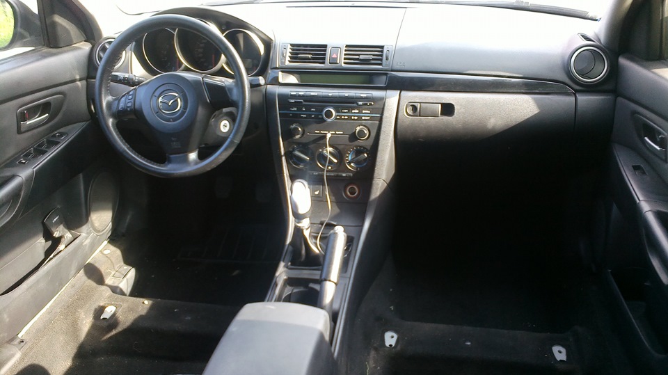 Фото в бортжурнале Mazda 3 (1G)