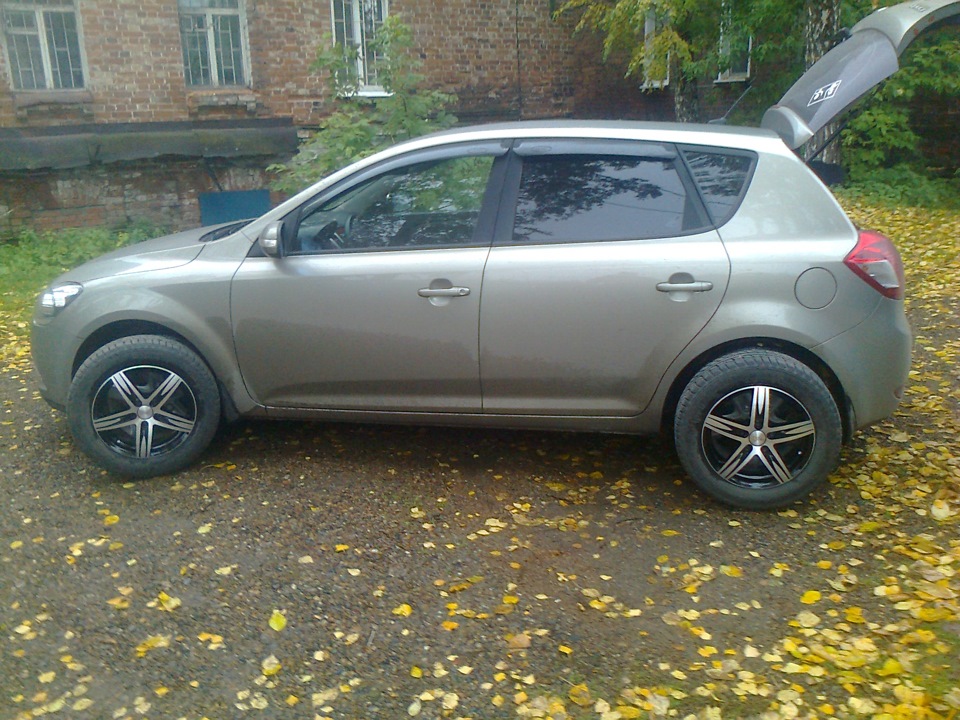 Примерка зимних колес — KIA Ceed (1G), 1,6 л, 2010 года | колёсные ...