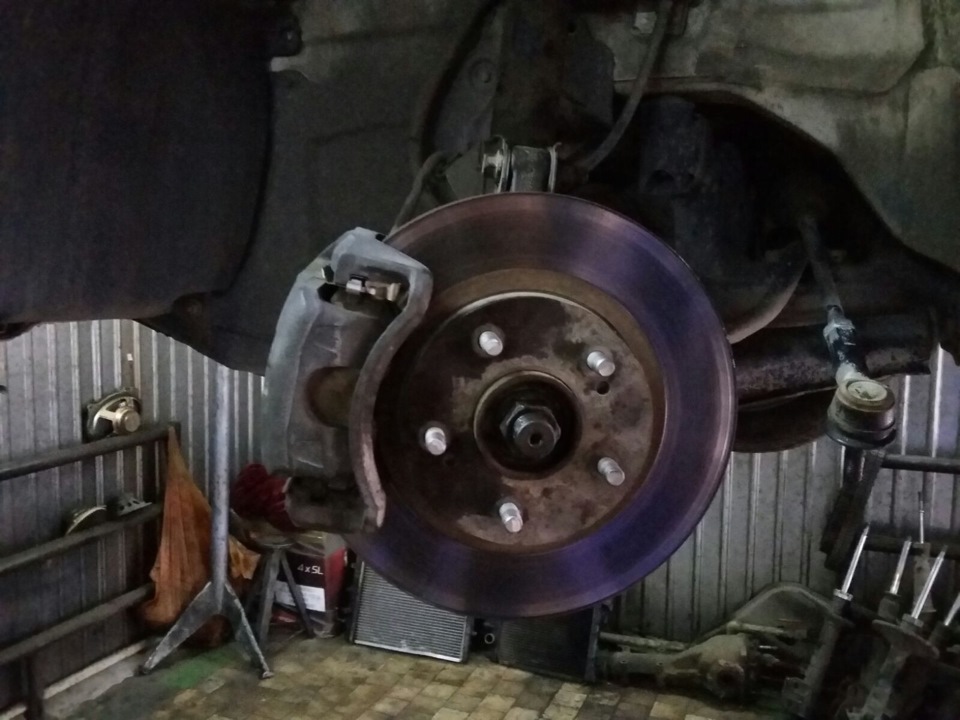 Сегодня заехал на сто поменял ступичный подшипник. — DRIVE2