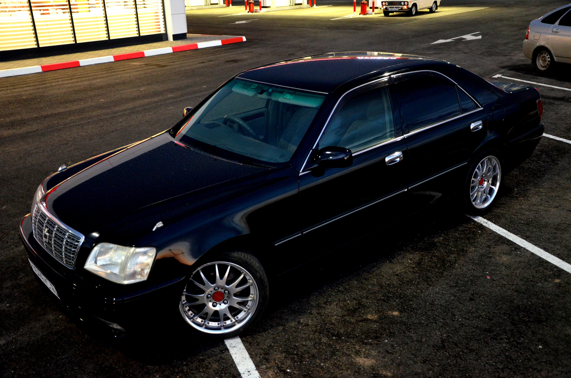 Crown 3. Crown 3. тойота кроун 2005г. Toyota crown 3. Toyota crown гос номер 999 владивосток.