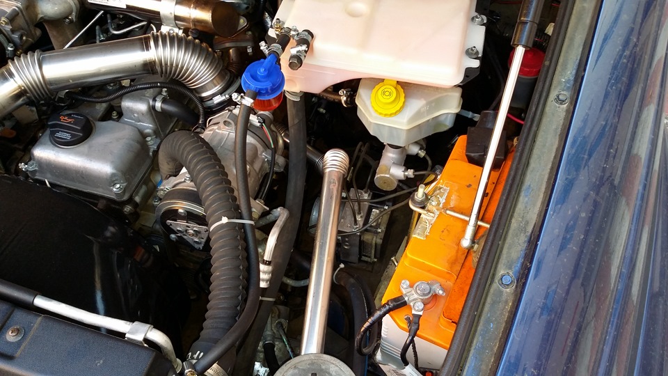 Небольшие доработки в моторном отсеке — УАЗ Patriot, 2,2 л, 2013 года ...