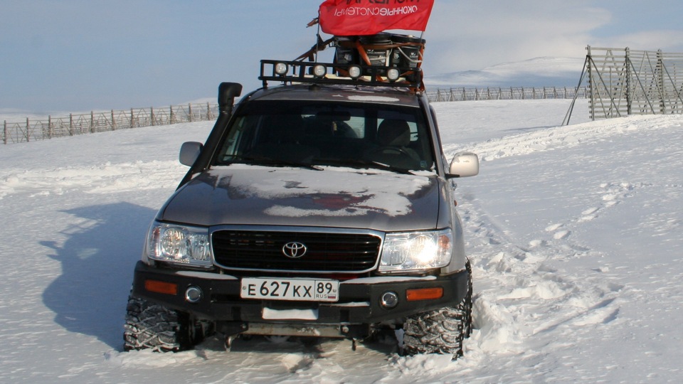 Toyota Land Cruiser 105 "Ямальский Тюлень"