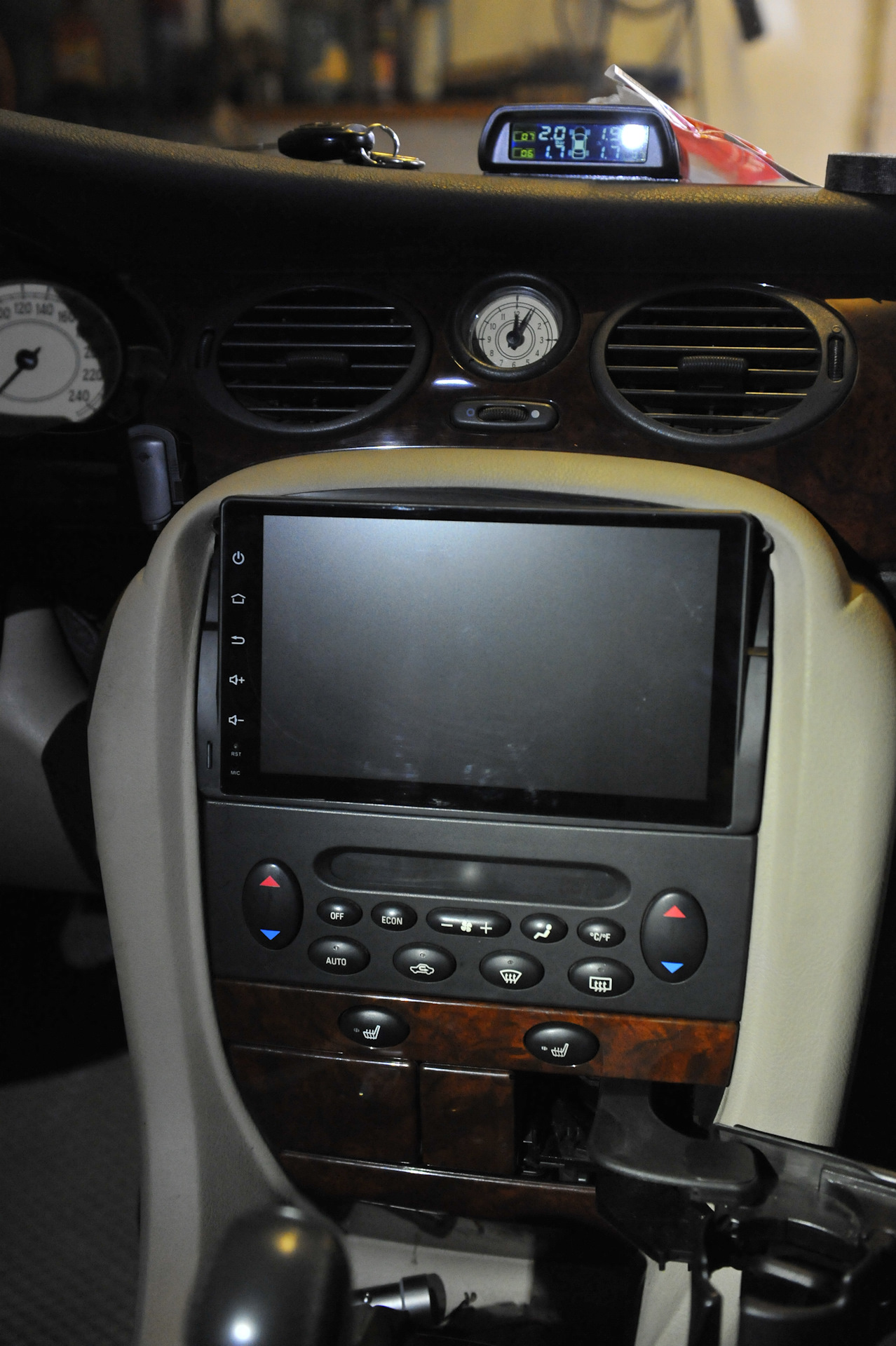 9 дюймов магнитола на ровер 75. 2din магнитола rover 75. 2 din автомагнитолы на ровер 75. магнитола ровер. ровер 75 2000 2din android.