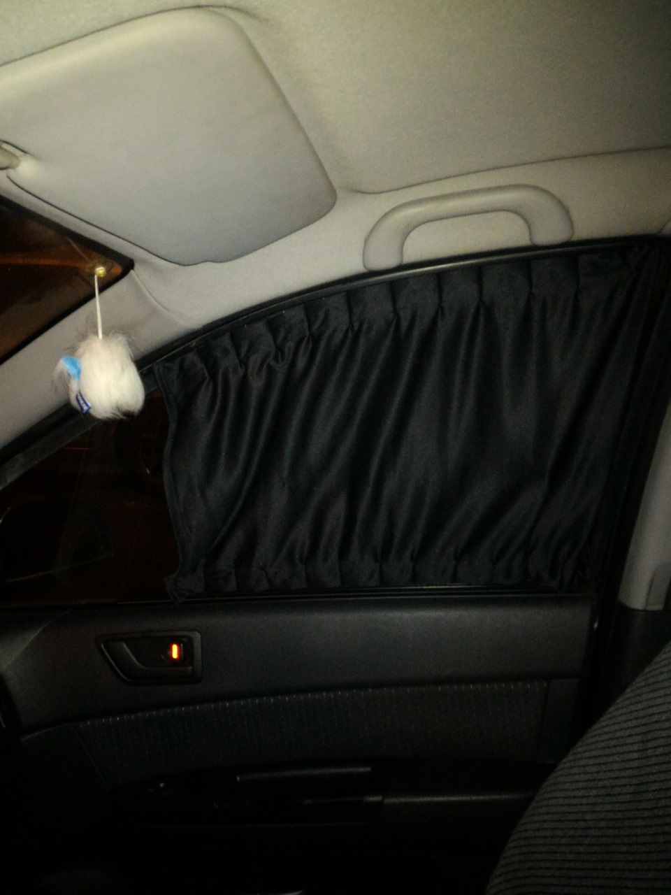 Шторки — Hyundai Getz, 1,4 л., 2008 года | аксессуары | DRIVE2