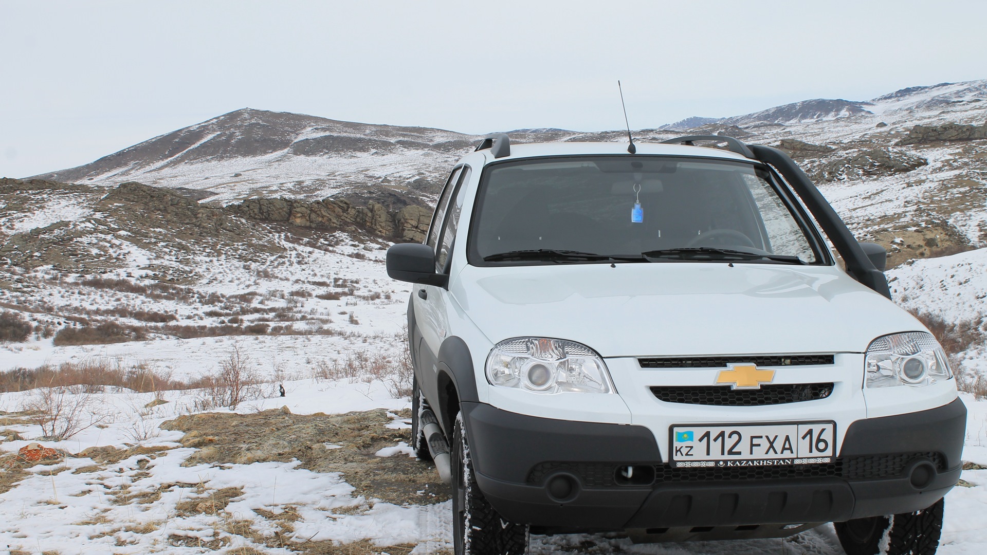 Chevrolet Niva 1.7 бензиновый 2014 | Ярко-белая 1.7 LE на DRIVE2