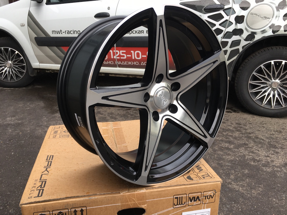 Новые диски 5 150 r18 sakura wheels белые фото