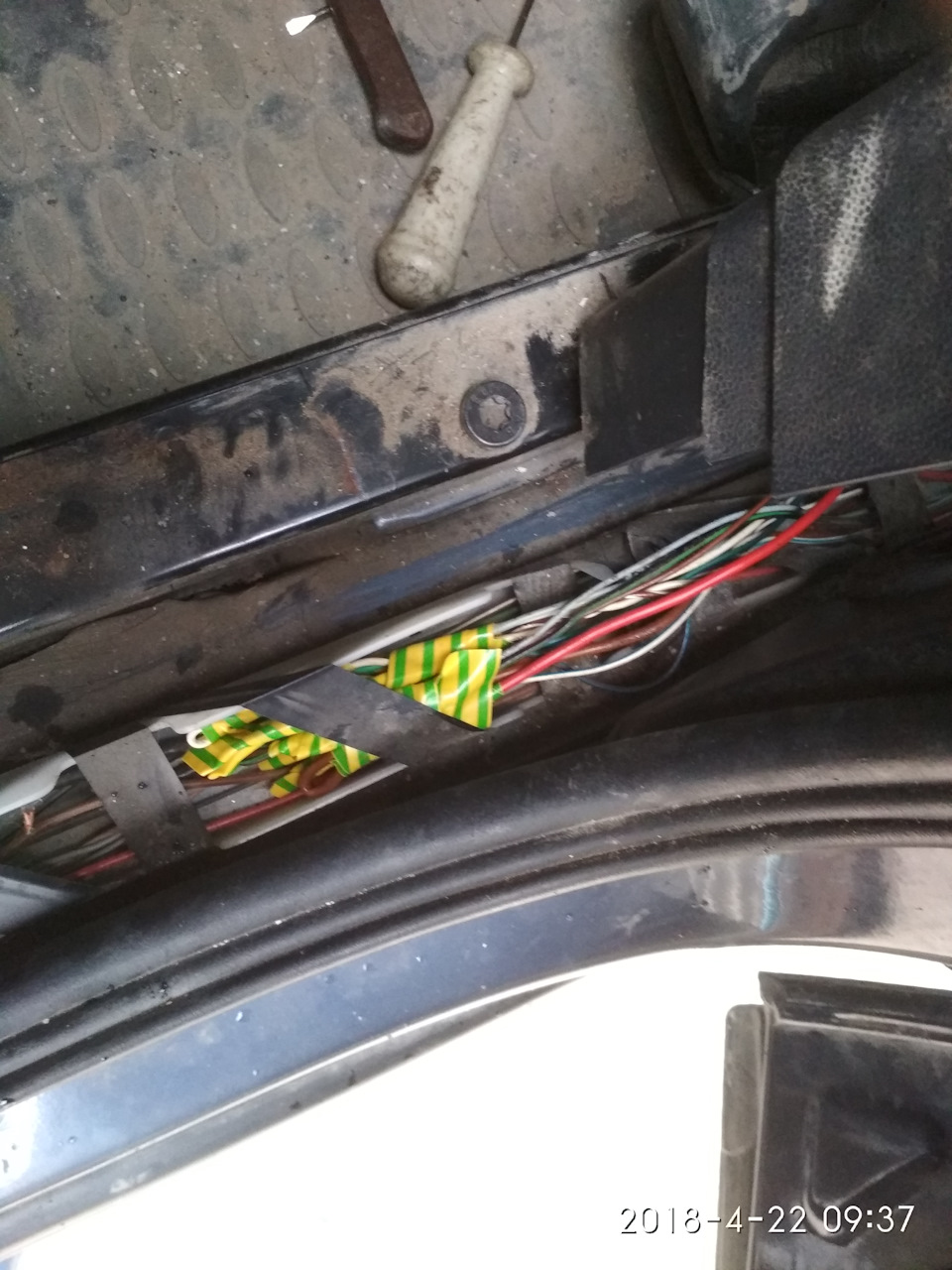 проводка задние двери зафира б — Opel Zafira B, 1,8 л., 2007 года ...