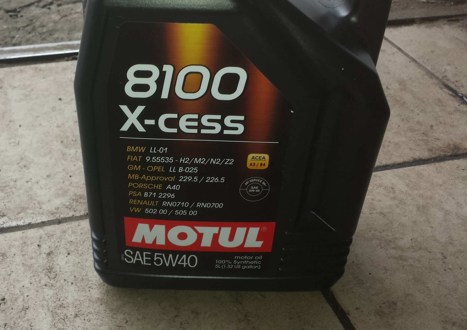 Motul 8100 5w40