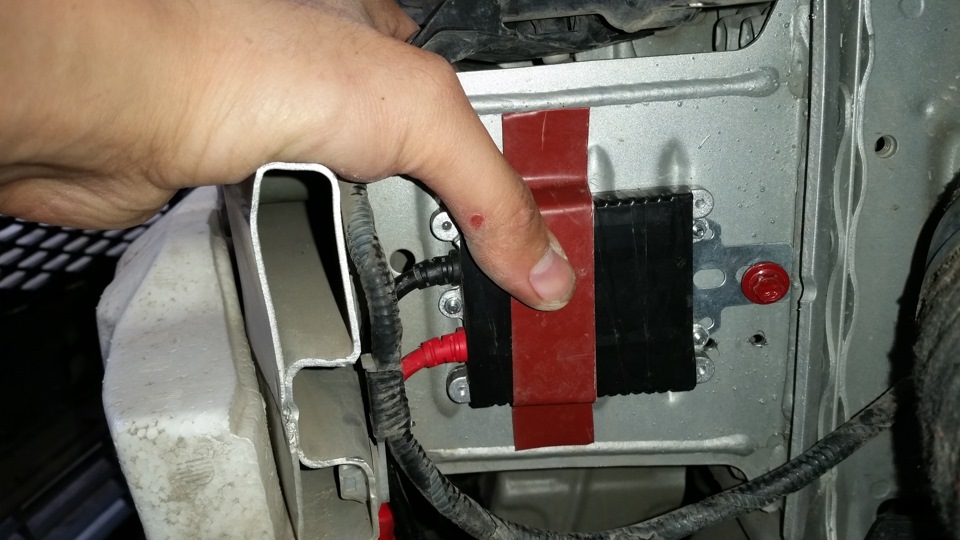 Установка ксенона 6000К в Противотуманные Фары — Toyota Corolla (140/ ...