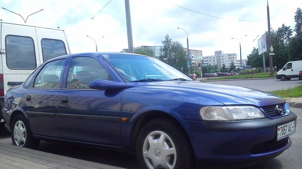 Отвалился глушитель. — Opel Vectra B, 1,6 л, 1996 года | своими руками ...
